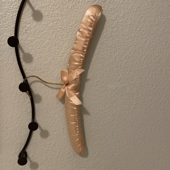 Satin padded hangers - Picture 2 of 2